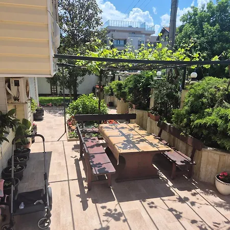 Vladimirov 2* Primorsko