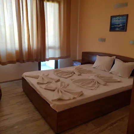 Vladimirov Casa de hóspedes Primorsko