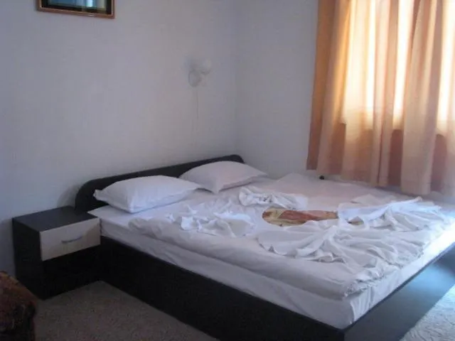 Vladimirov Primorsko